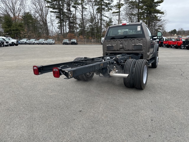 2023 Ford F-600 photo 7