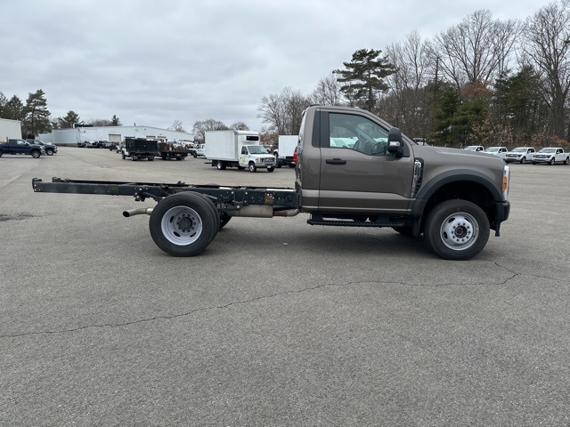 2023 Ford F-600 photo 8
