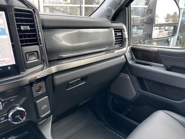 2024 Ford F-250 photo 28