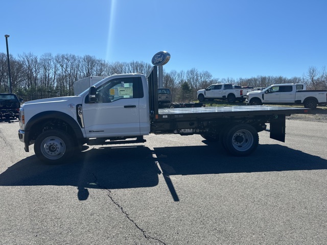 2024 Ford F-550 photo 4