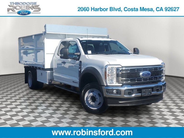 2025 Ford F-550SD XL