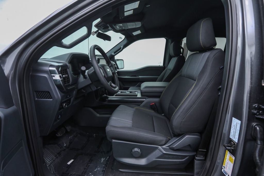 2025 Ford F-150 STX photo 4
