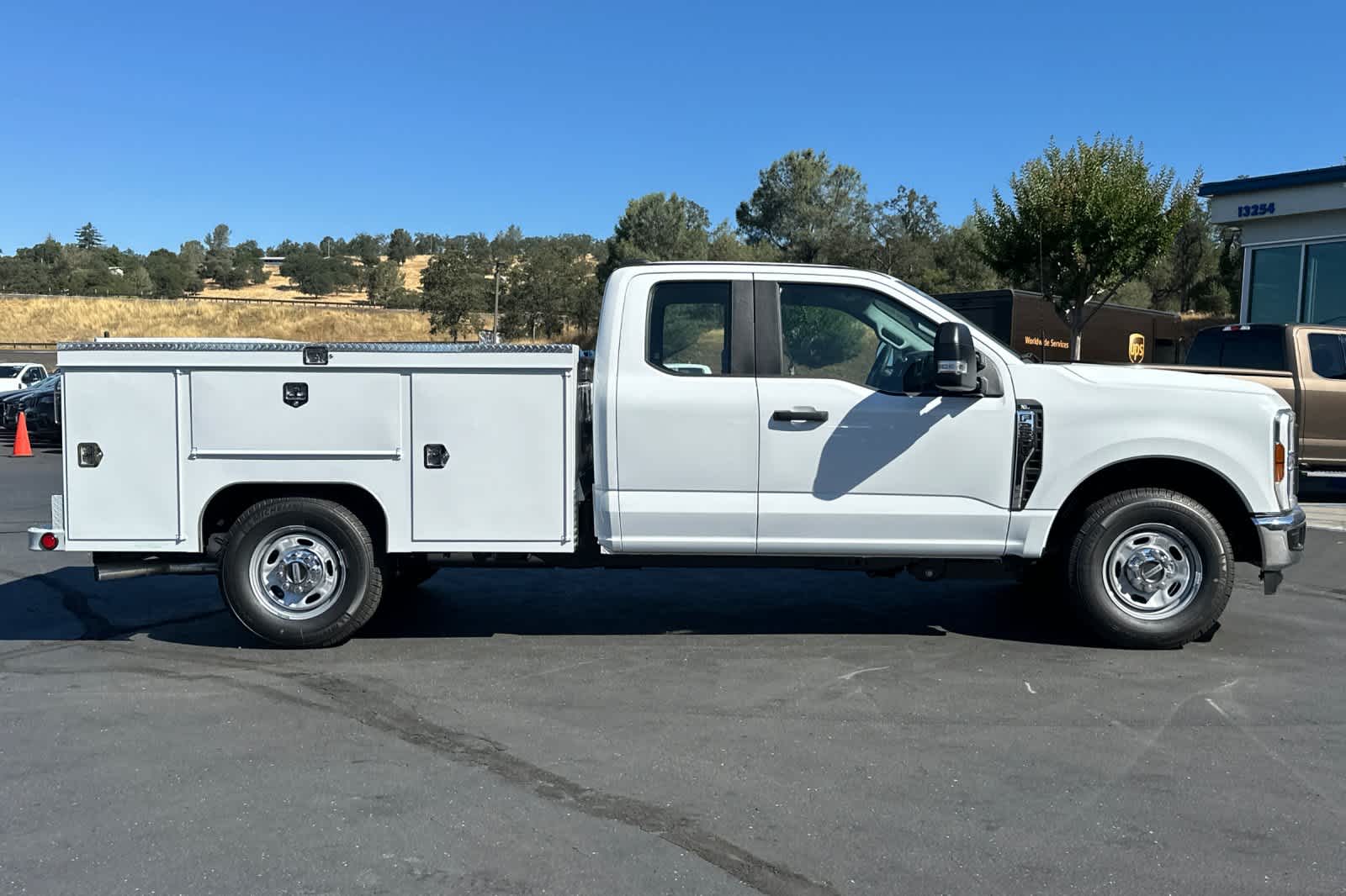 2024 Ford F-250 XL photo 3