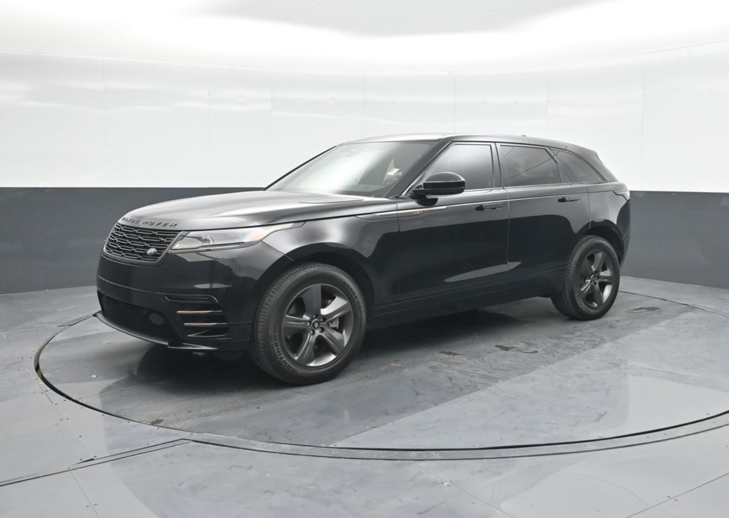 Used 2025 Land Rover Range Rover Velar Dynamic SE with VIN SALYL2EX1SA393010 for sale in Houston, TX