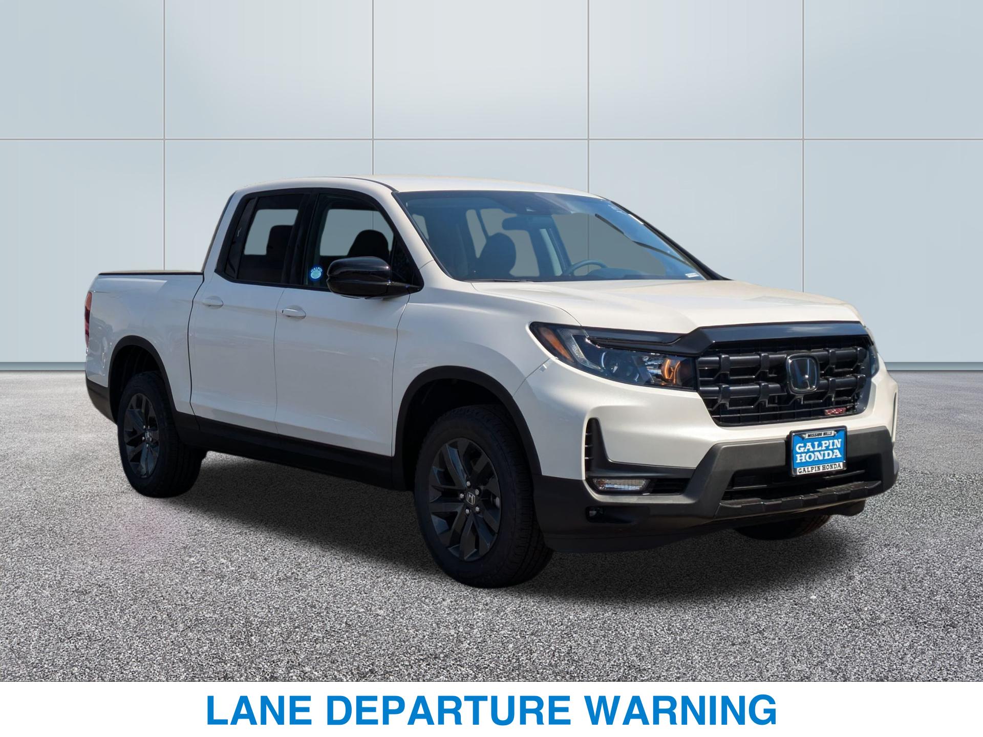 2025 Honda Ridgeline Sport photo 2