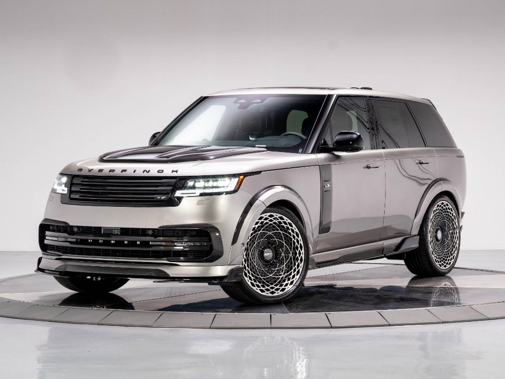 2025 Land Rover Range Rover P615 SV