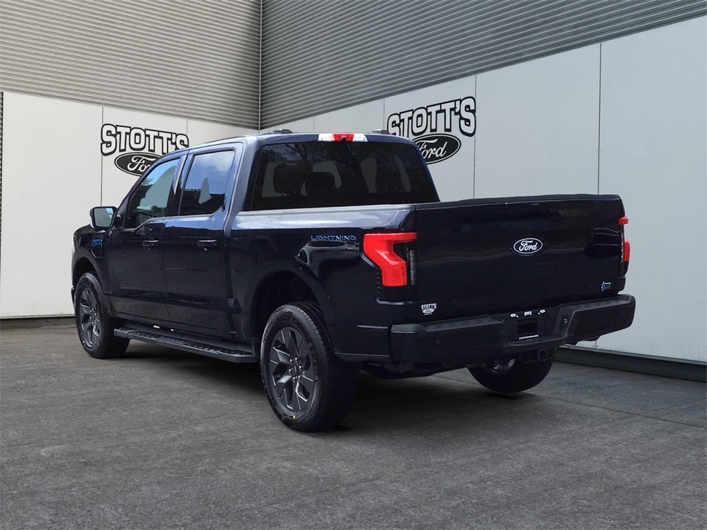 2025 Ford F-150 Lightning photo 20