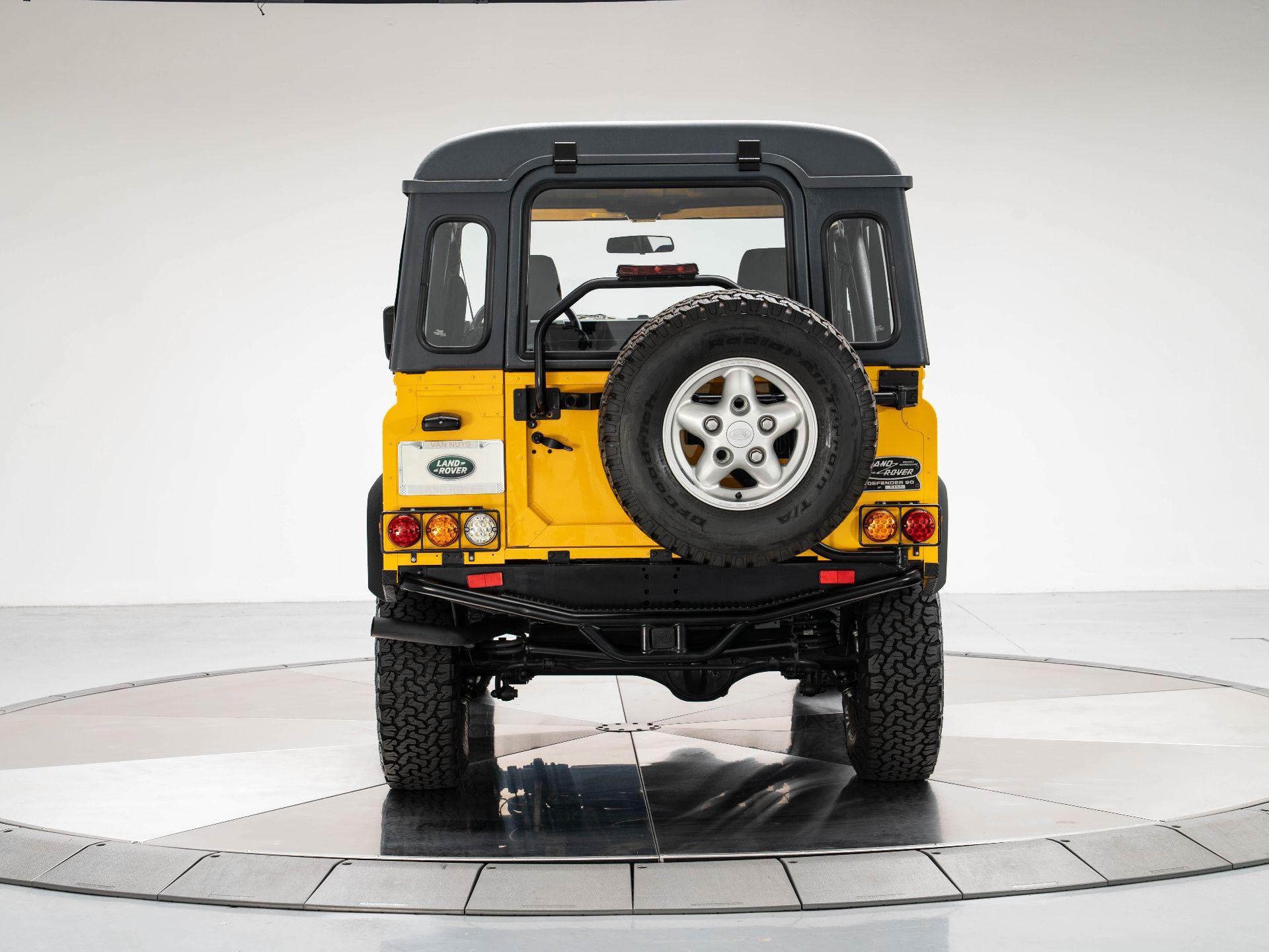1995 Land Rover Defender X-Dynamic SE photo 4