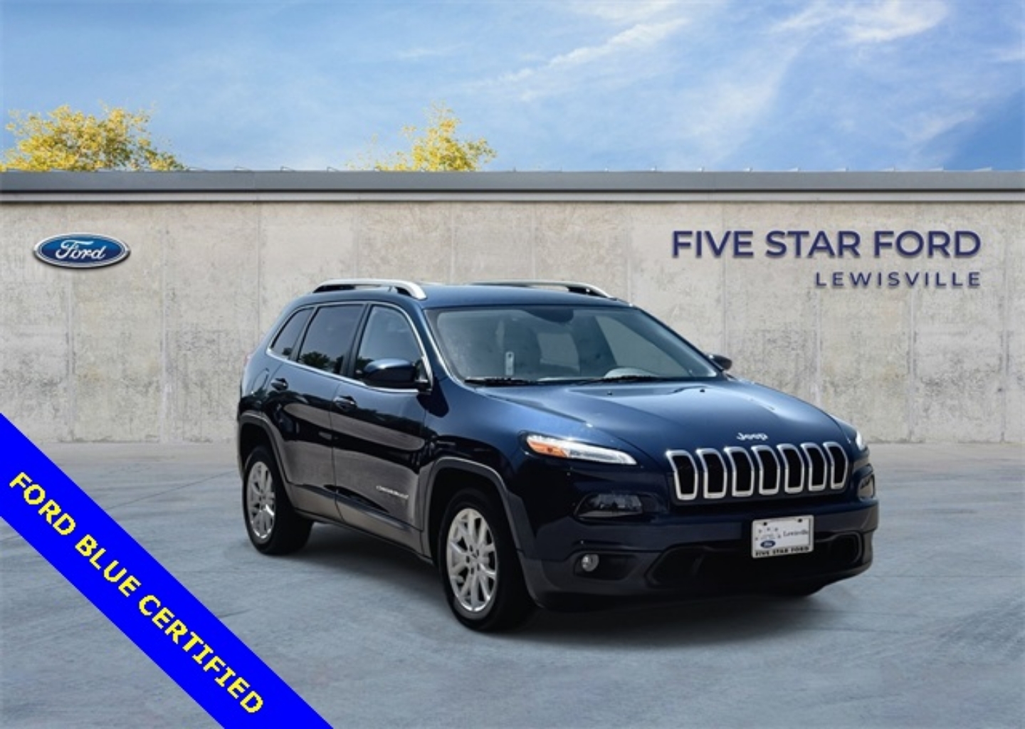 Certified 2018 Jeep Cherokee Latitude with VIN 1C4PJLCB4JD537474 for sale in Lewisville, TX
