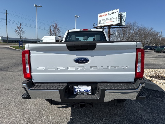 2025 Ford F-350 photo 4