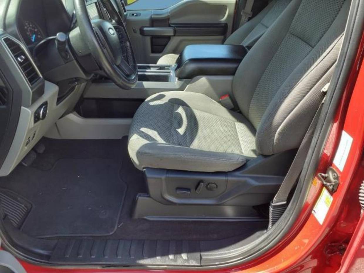 2020 Ford F-150 XLT's photo