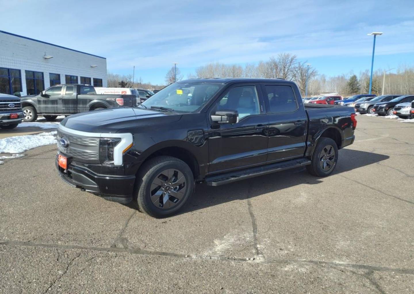 2023 Ford F-150 Lightning Lariat's photo
