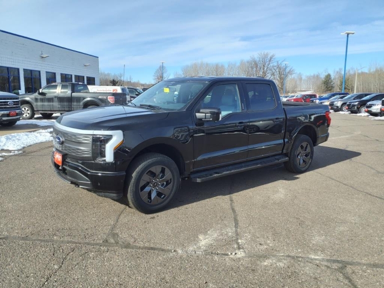 2023 Ford F-150 Lightning LARIAT