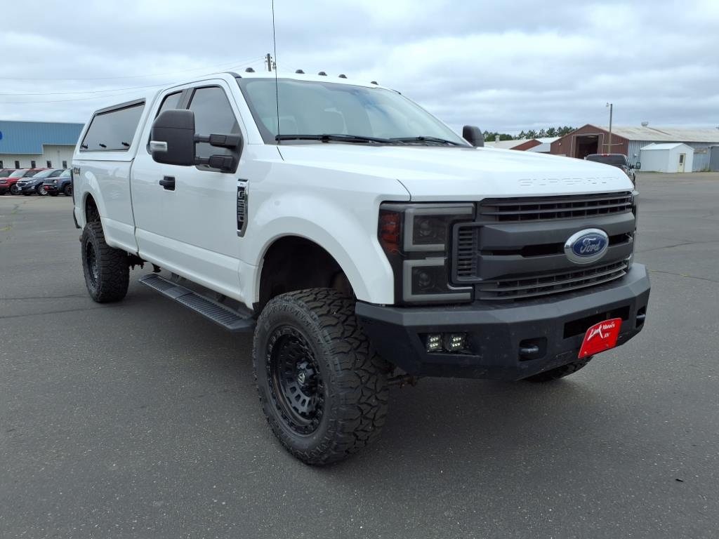 2017 Ford F-250 XLT photo 8