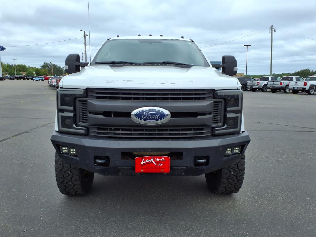 2017 Ford F-250 XLT photo 9