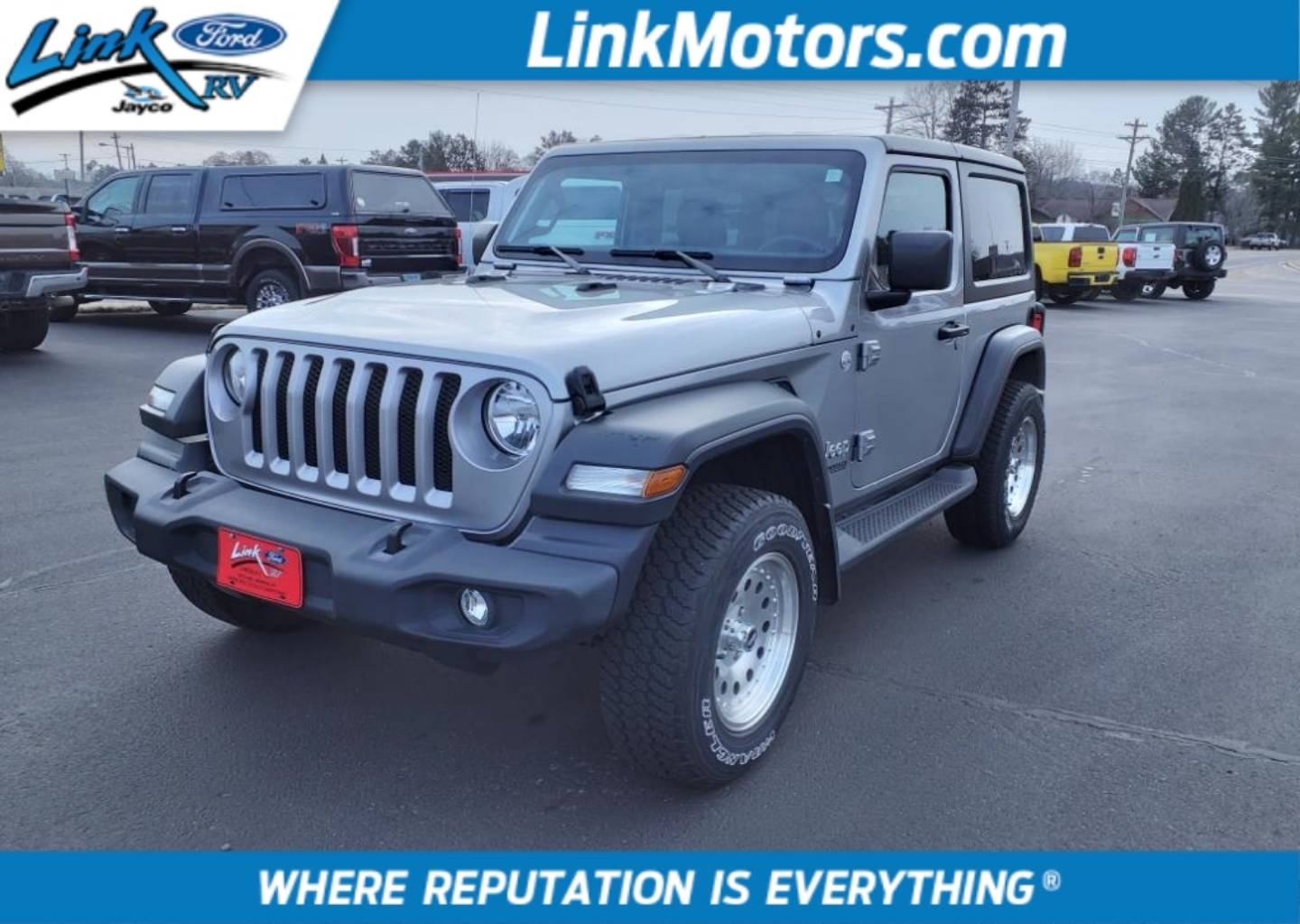 2019 Jeep Wrangler Sport's photo