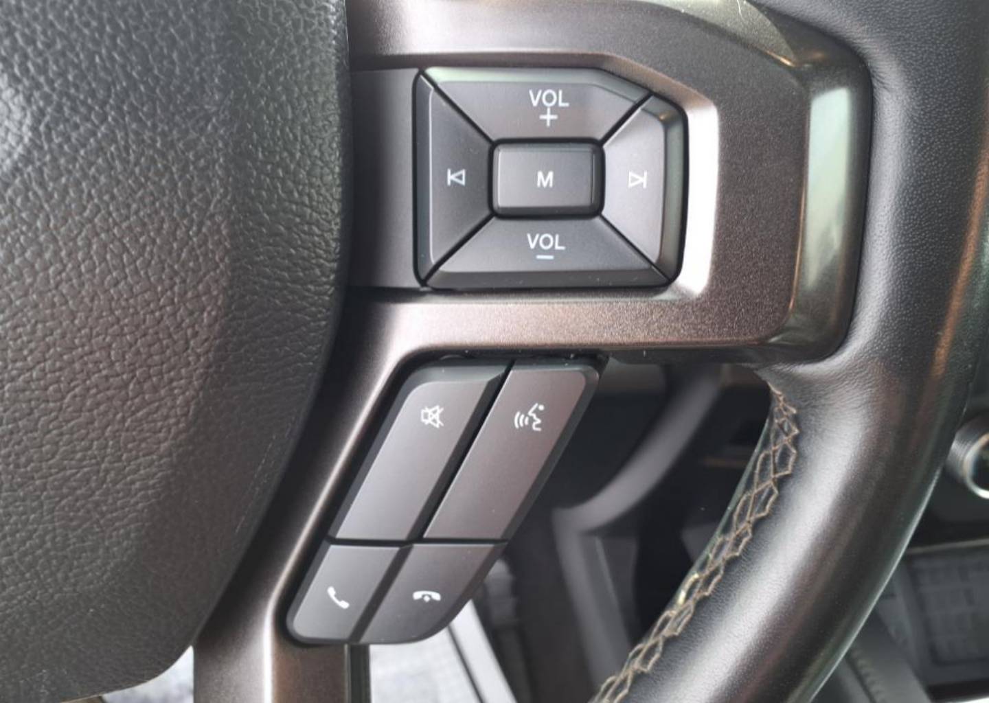2021 Ford Expedition Limited - Photo 17