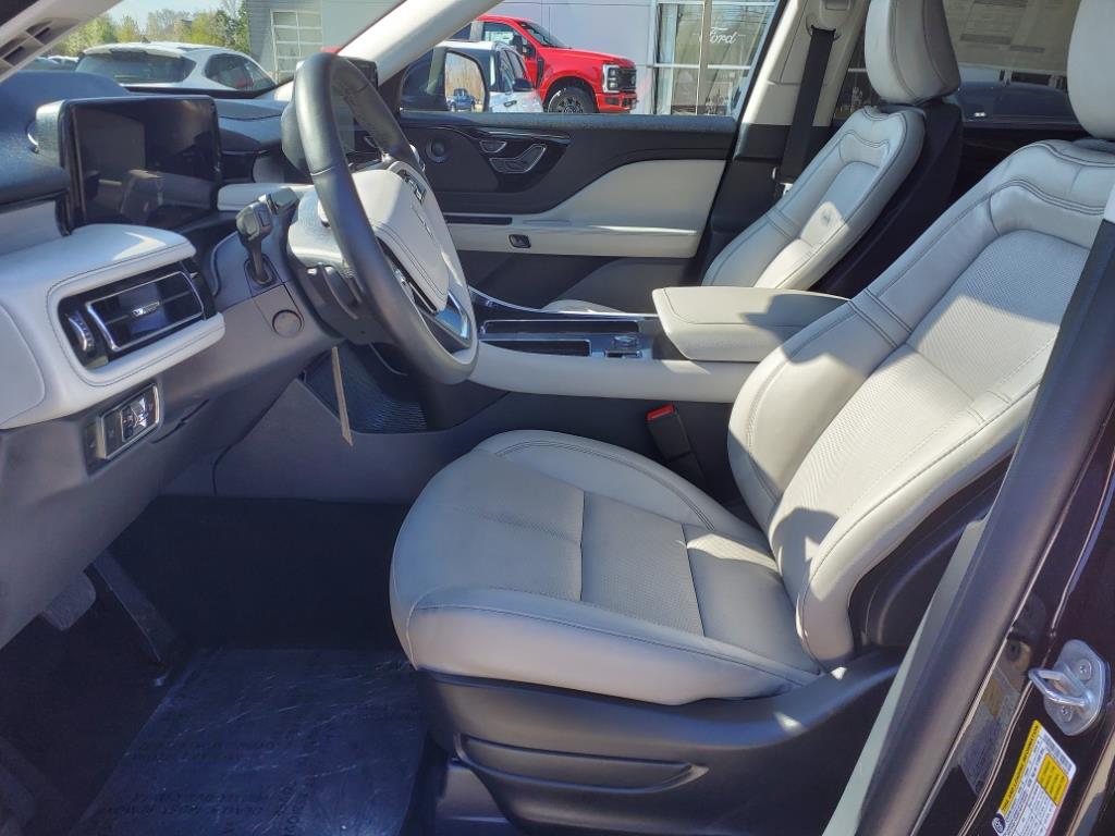 2025 Lincoln Aviator Reserve photo 7