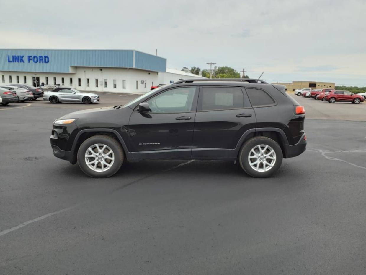 Used 2017 Jeep Cherokee Sport with VIN 1C4PJMAB1HW621999 for sale in Minong, WI