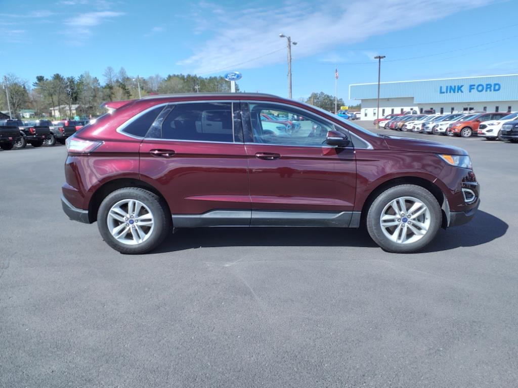 2017 Ford Edge SEL photo 5