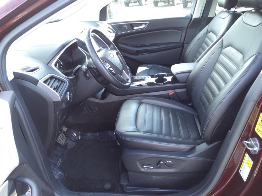 2017 Ford Edge SEL photo 11