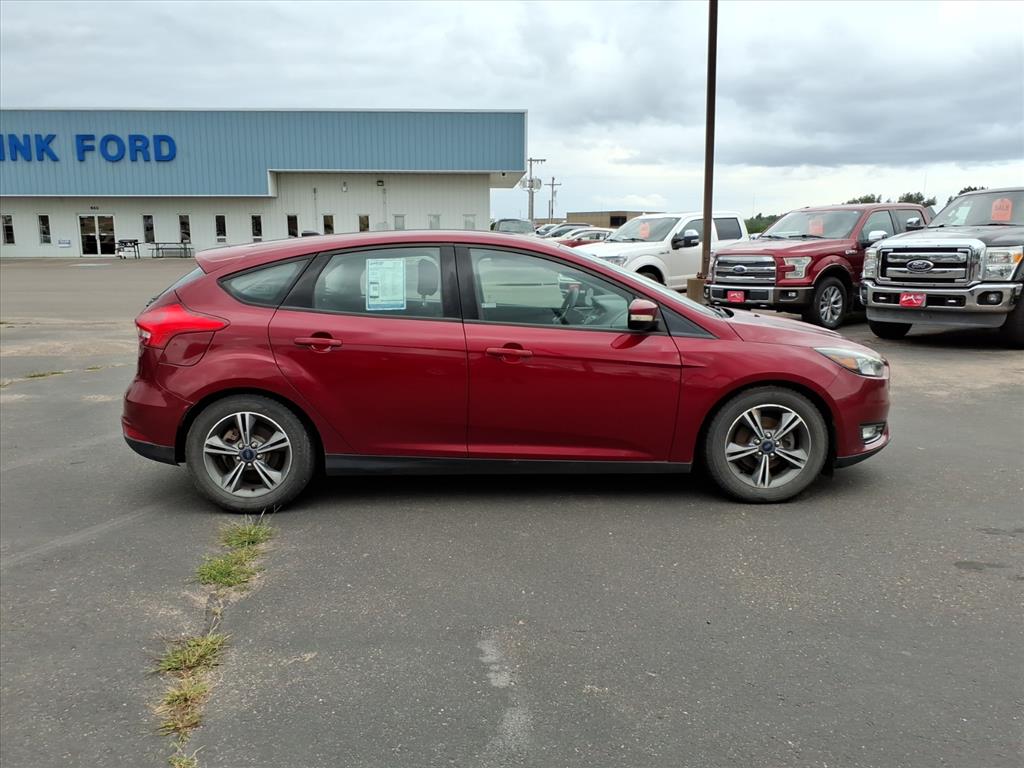 2016 Ford Focus SE photo 5