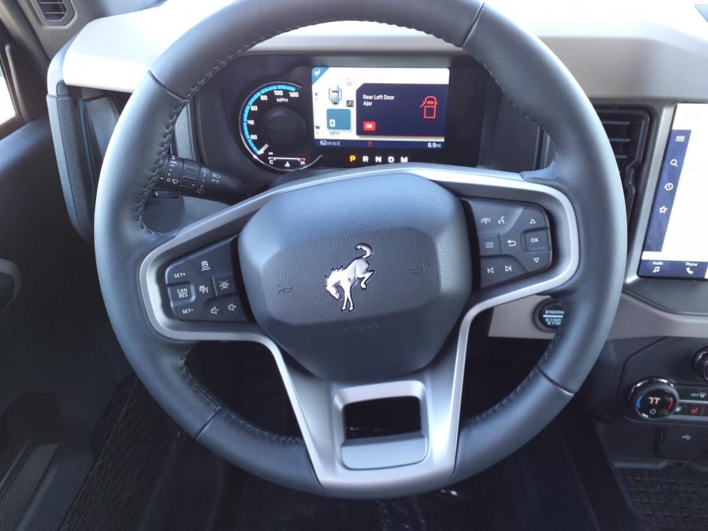2024 Ford Bronco Wildtrak photo 13