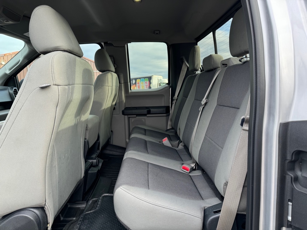 2016 Ford F-150 XL photo 13