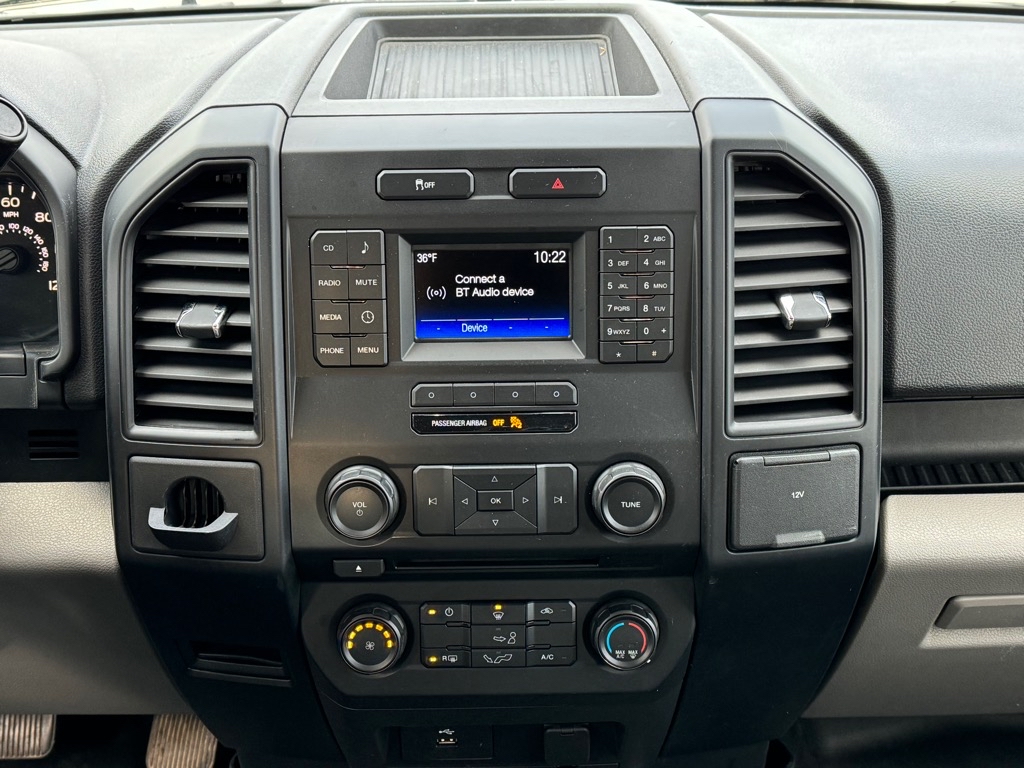2016 Ford F-150 XL photo 16