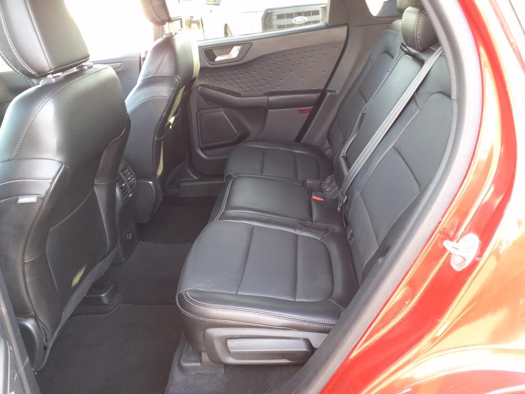 2020 Ford Escape Titanium photo 12