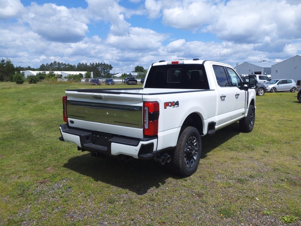 2024 Ford F-250 Platinum photo 3