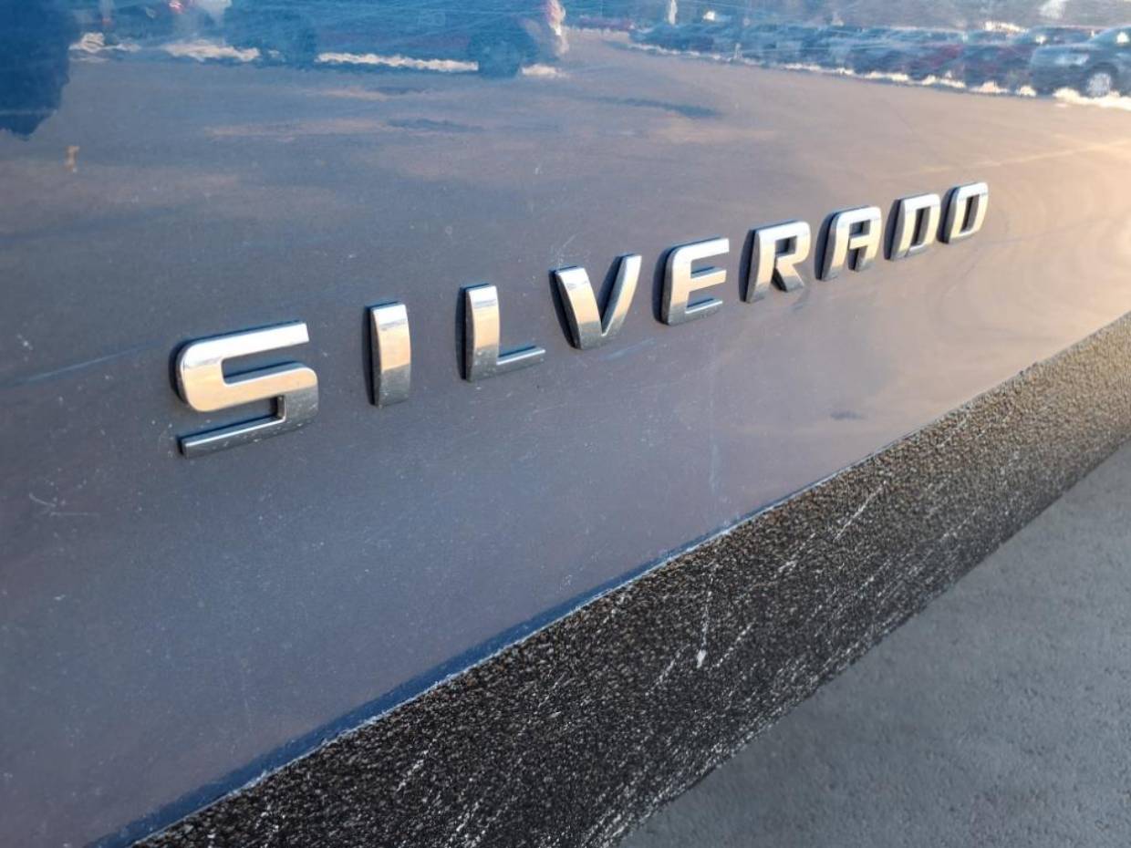 Used 2016 Chevrolet Silverado 1500 LT with VIN 1GCVKREC4GZ189653 for sale in Minong, WI
