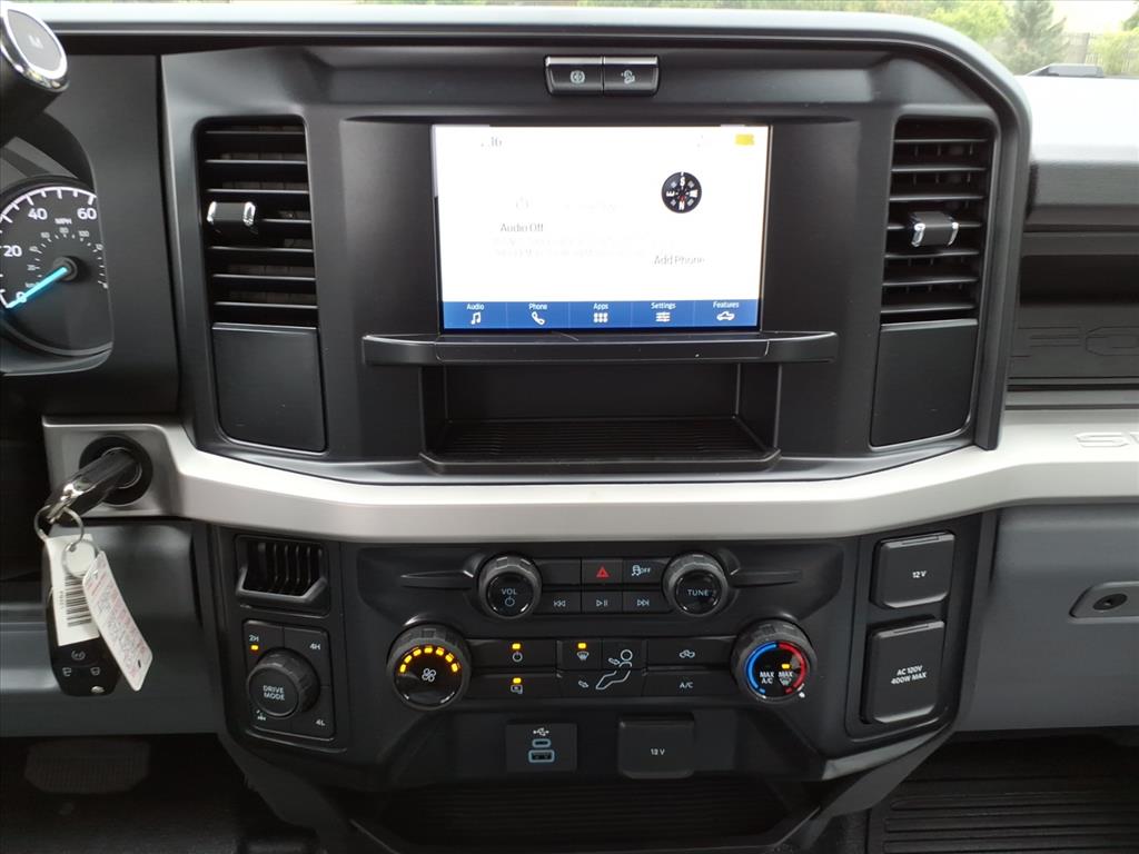 2025 Ford F-350 XL photo 8
