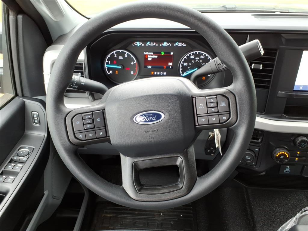2025 Ford F-350 XL photo 12