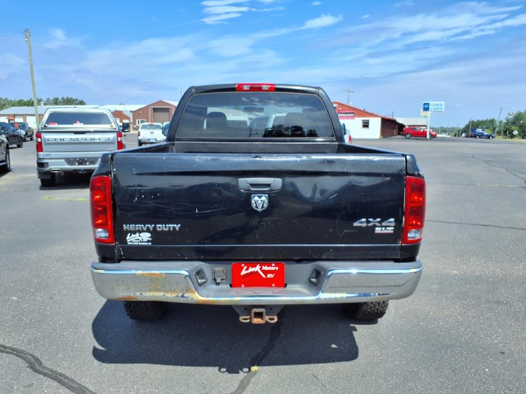 2004 Dodge Ram SLT photo 5