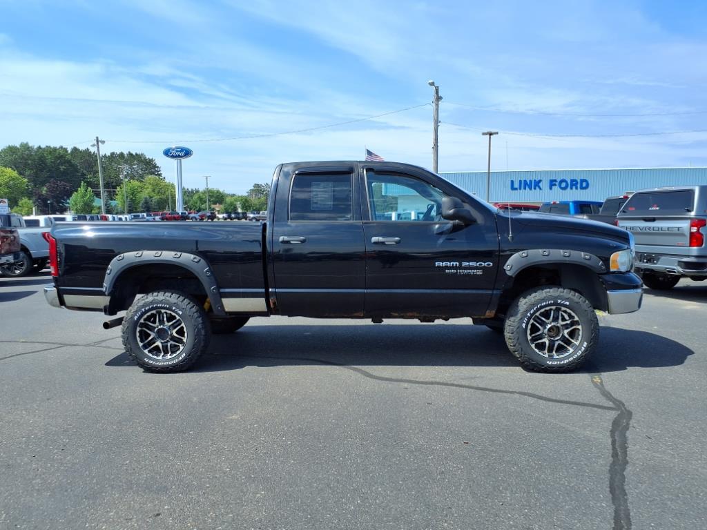 2004 Dodge Ram SLT photo 7