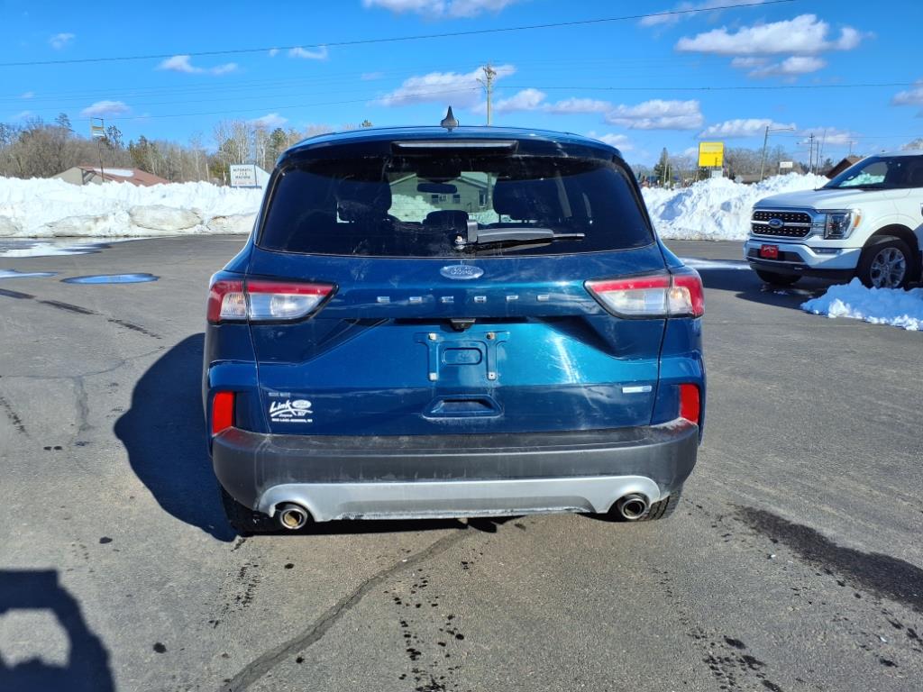 2020 Ford Escape SE photo 4
