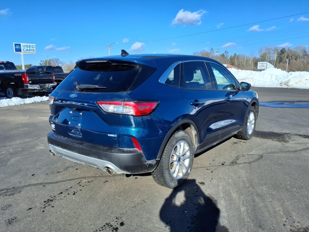 2020 Ford Escape SE photo 5