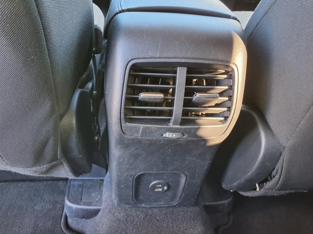 2020 Ford Escape SE photo 14