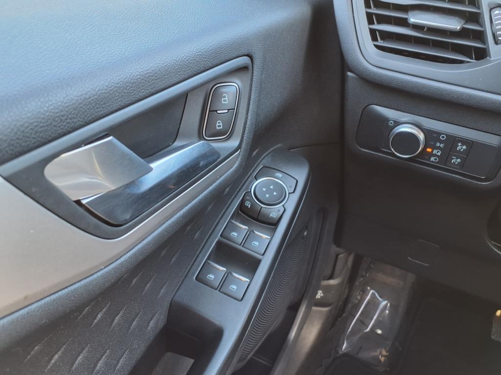 2020 Ford Escape SE photo 20