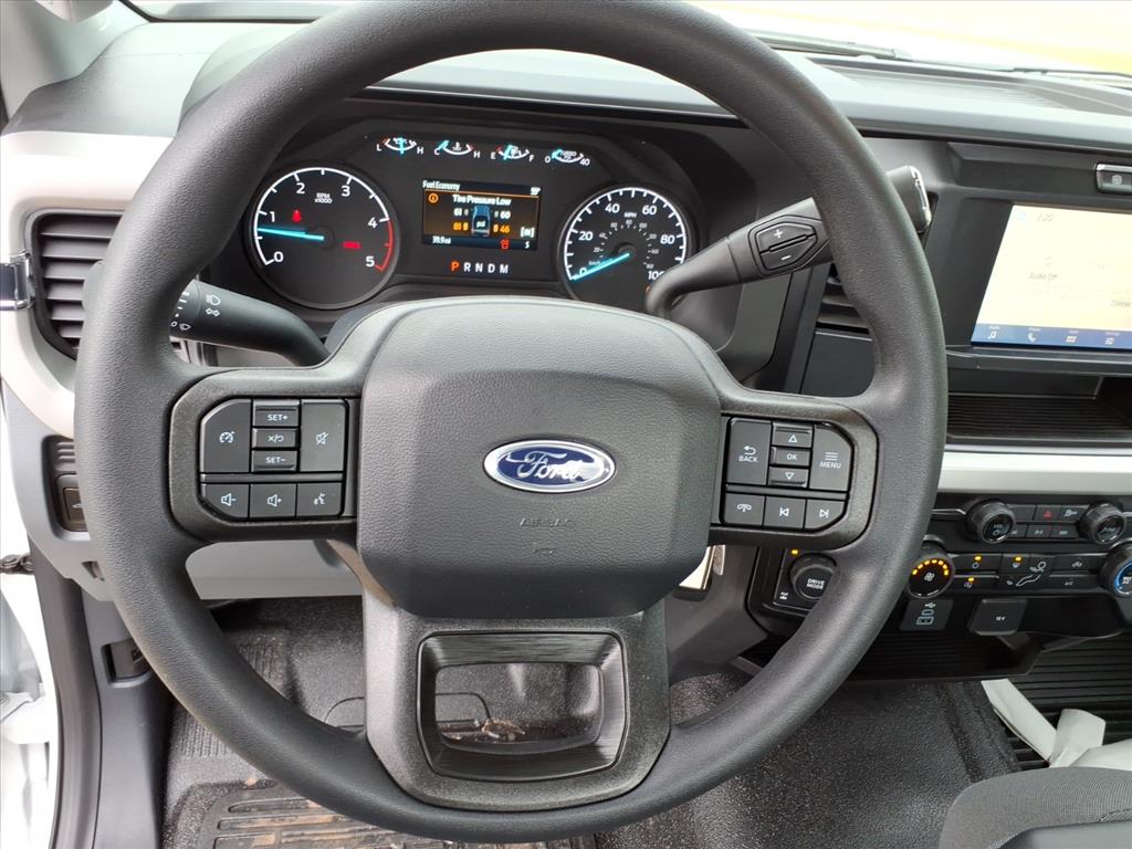 2025 Ford F-350 XL photo 11