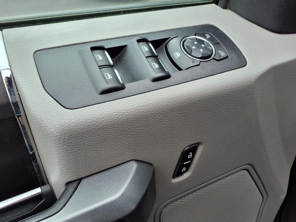 2018 Ford F-150 XLT photo 10