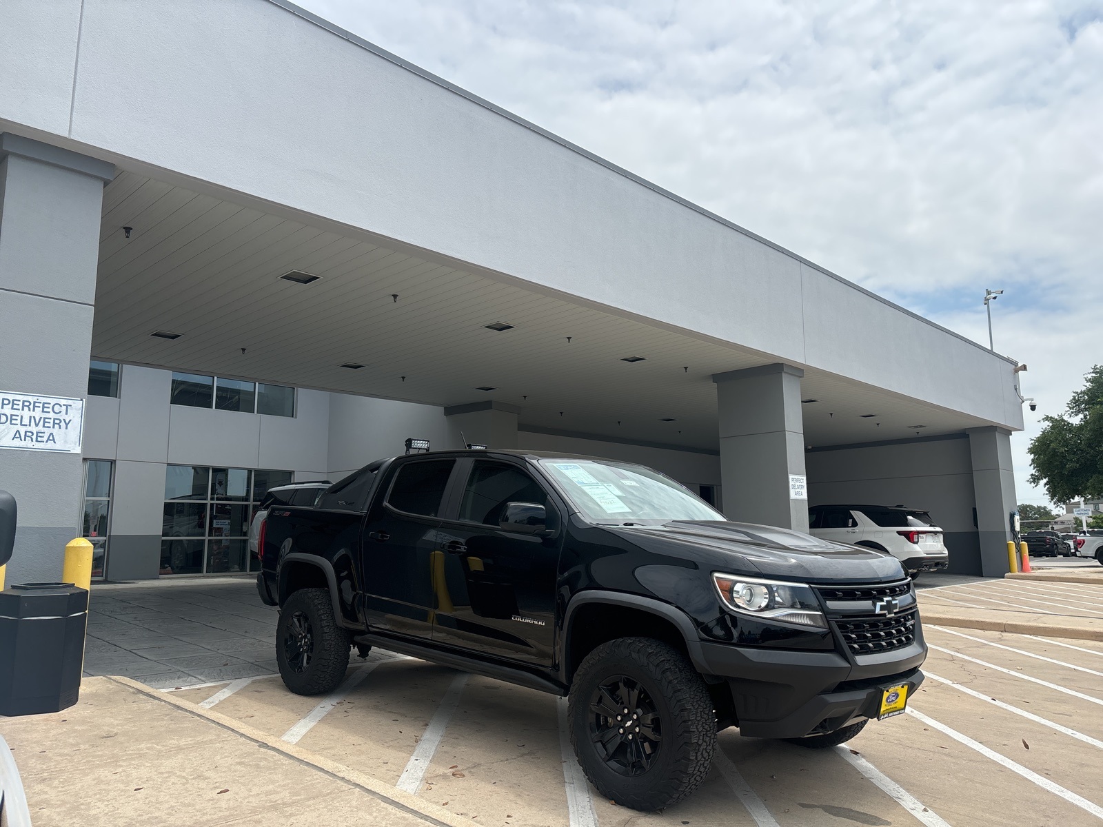 Used 2019 Chevrolet Colorado ZR2 with VIN 1GCGTEEN1K1121981 for sale in San Antonio, TX
