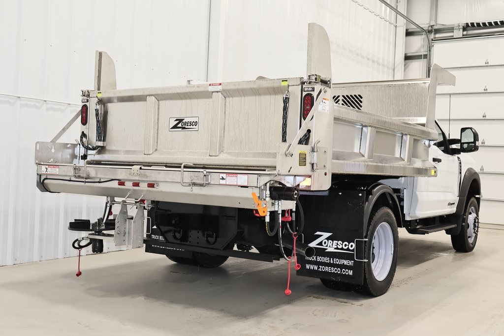 2024 Ford F-550 photo 5