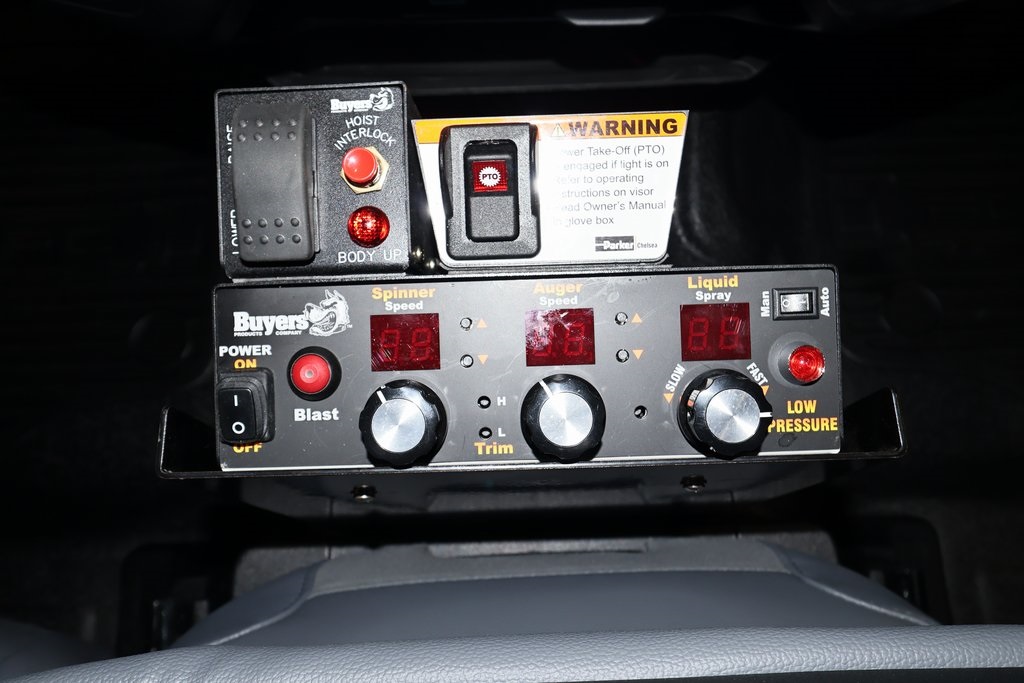 2024 Ford F-550 photo 15