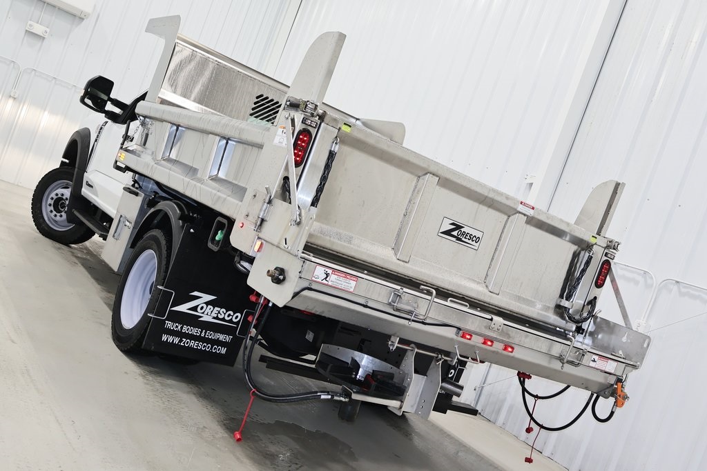 2024 Ford F-550 photo 19