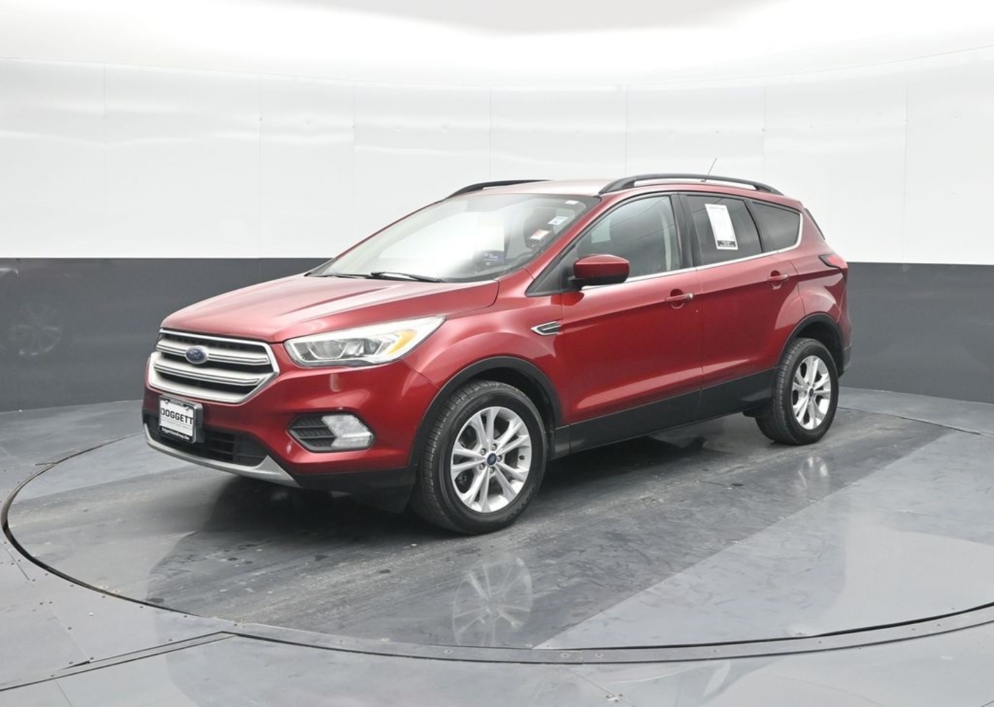 Used 2019 Ford Escape SEL with VIN 1FMCU0HD2KUA70891 for sale in Houston, TX