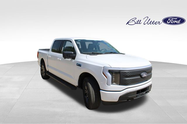2025 Ford F-150 Lightning photo 2