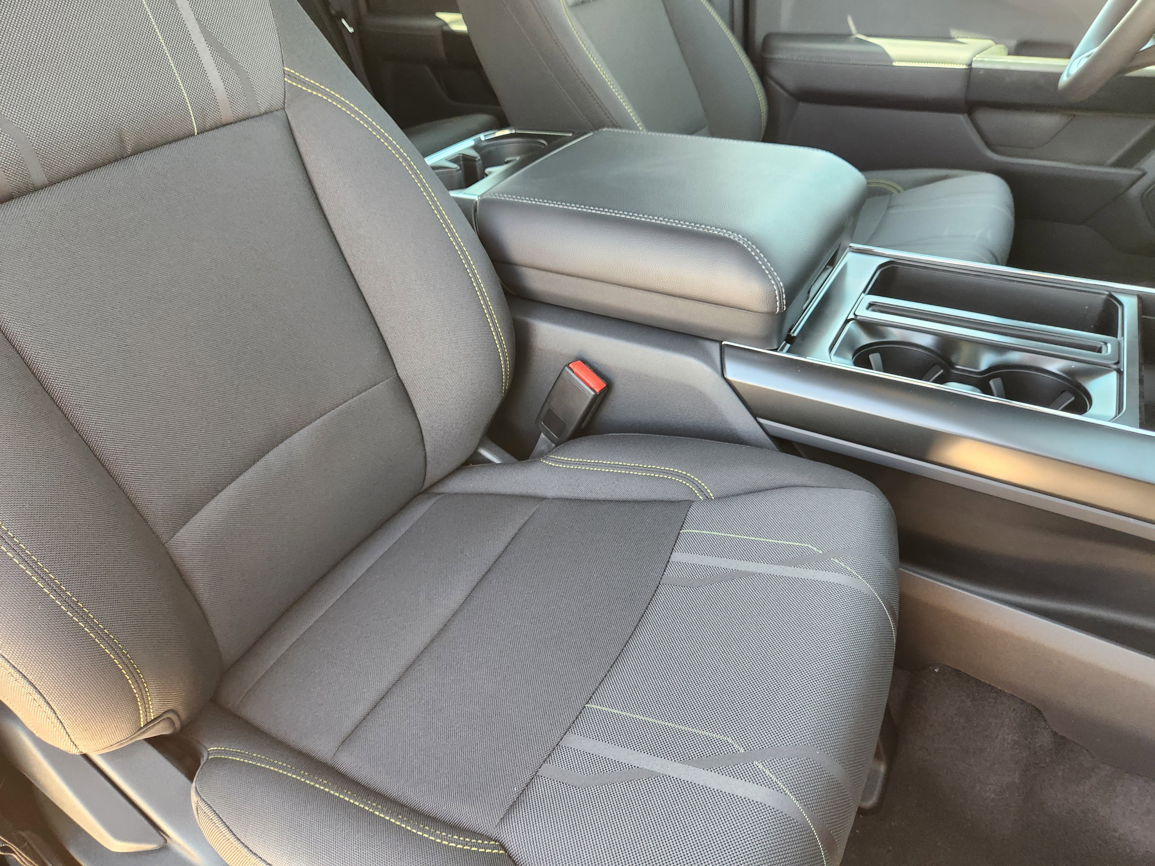 2025 Ford F-150 STX photo 9