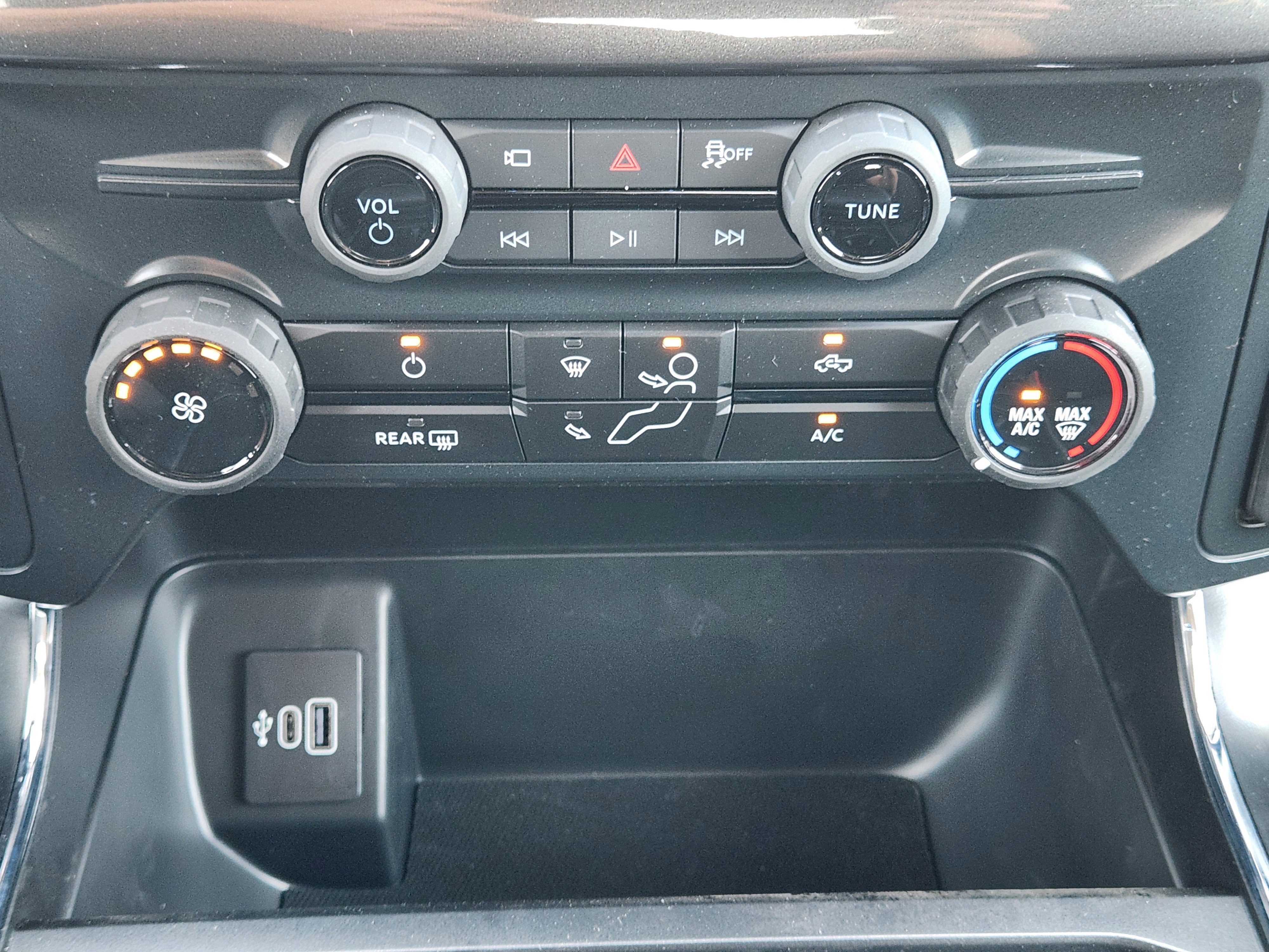 2025 Ford F-150 STX photo 13